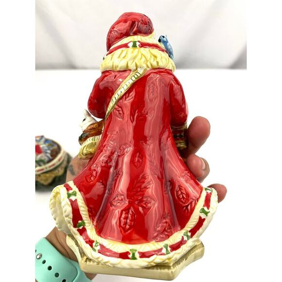 Studio Nova Woodland Holly Santa Claus Sack Salt & Pepper Set - Picture 14 of 15